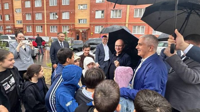 Марат Камболов и Сергей Кириенко обсудили дальнейшие шаги по развитию жилищного строительства