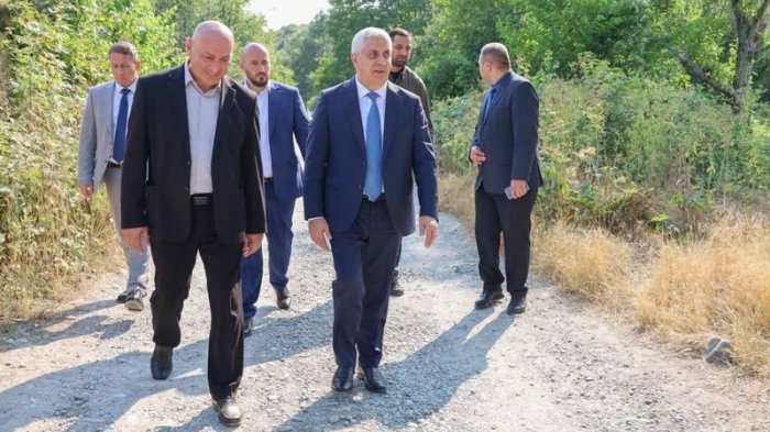 Марат Камболов посетил село Дменис